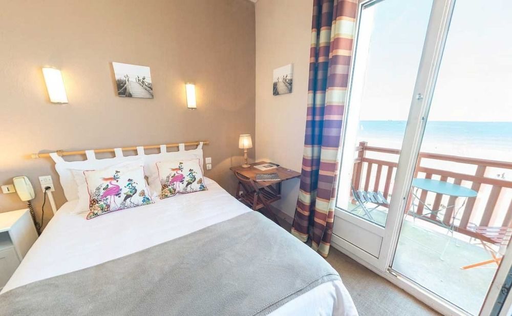 Hotel Les Charmettes Saint-Malo Esterno foto