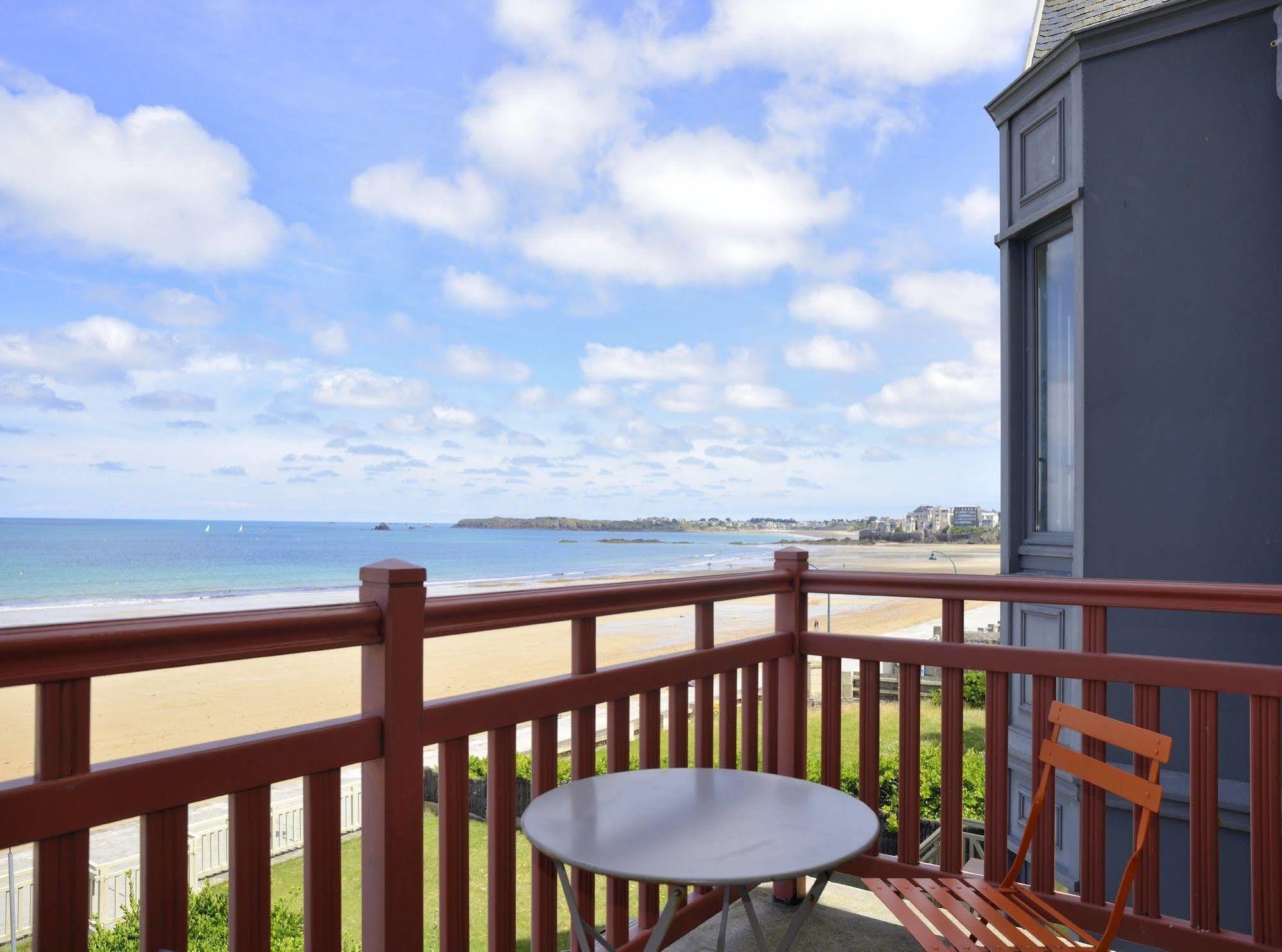 Hotel Les Charmettes Saint-Malo Esterno foto